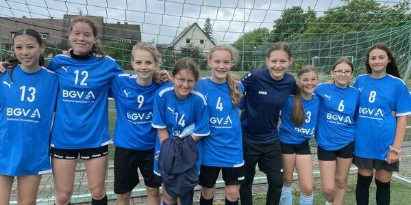 u15
